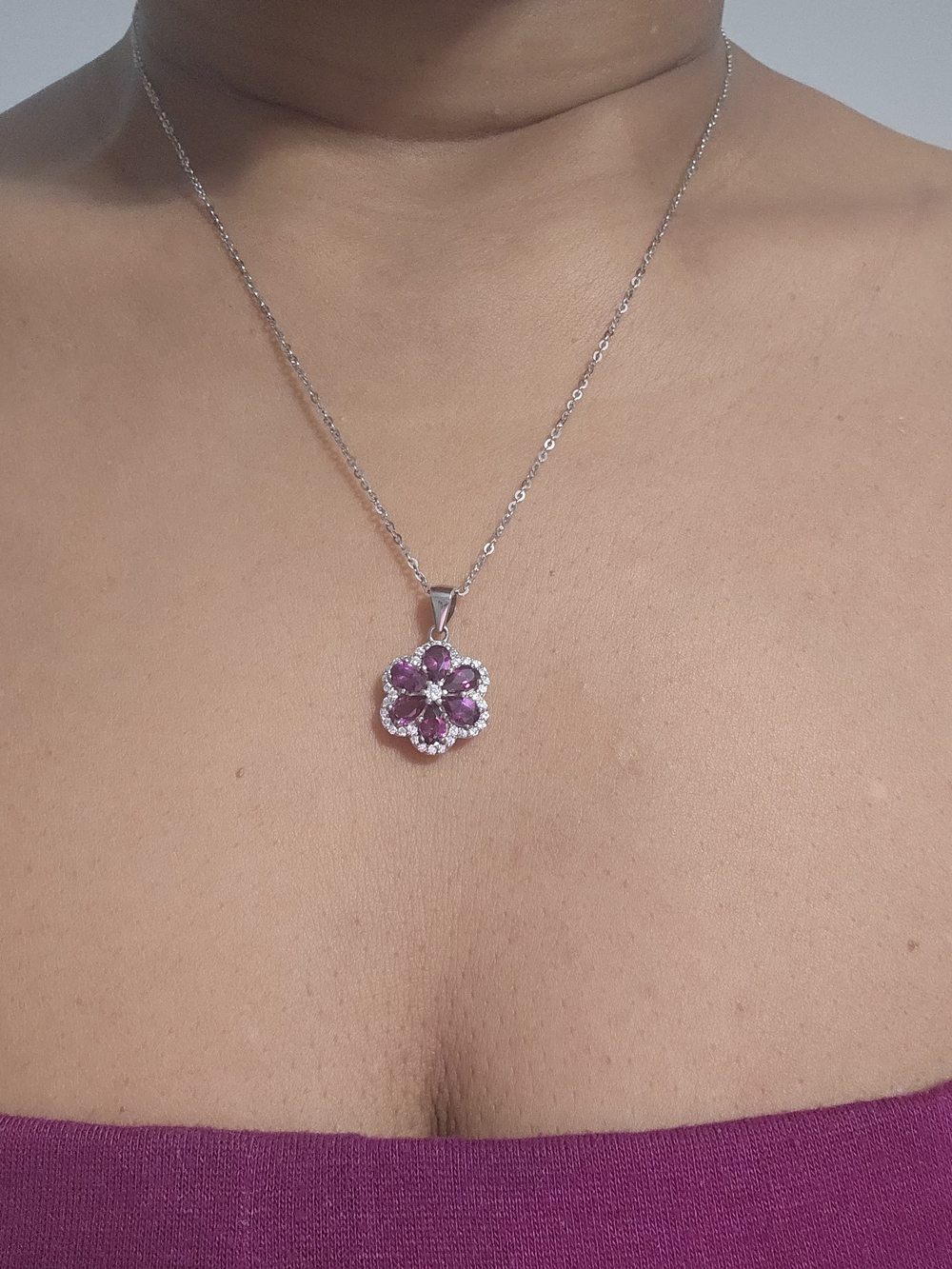 925S Amethyst Flower Pendant Necklace